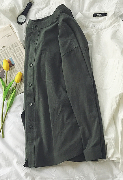 Modern férfi ing fehér és zöld zsebbel