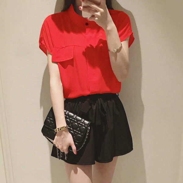 Μοντέρνο γυναικείο κοντομάνικο πουκάμισο σε λευκό και κόκκινο χρώμα