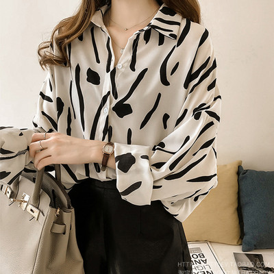 Női alkalmi ing virágos motívumokkal, fekete és bézs színben