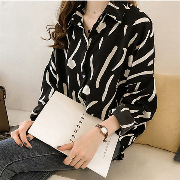 Női alkalmi ing virágos motívumokkal, fekete és bézs színben