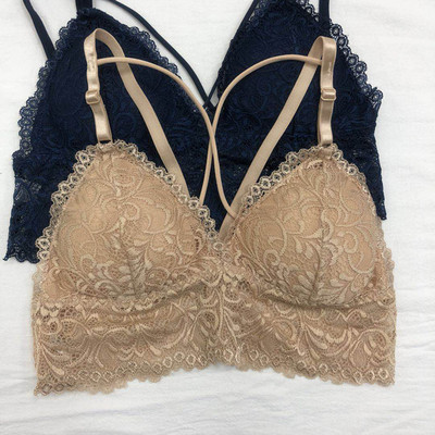 Alkalmi női fehérnemű csipkével több színben - két modell