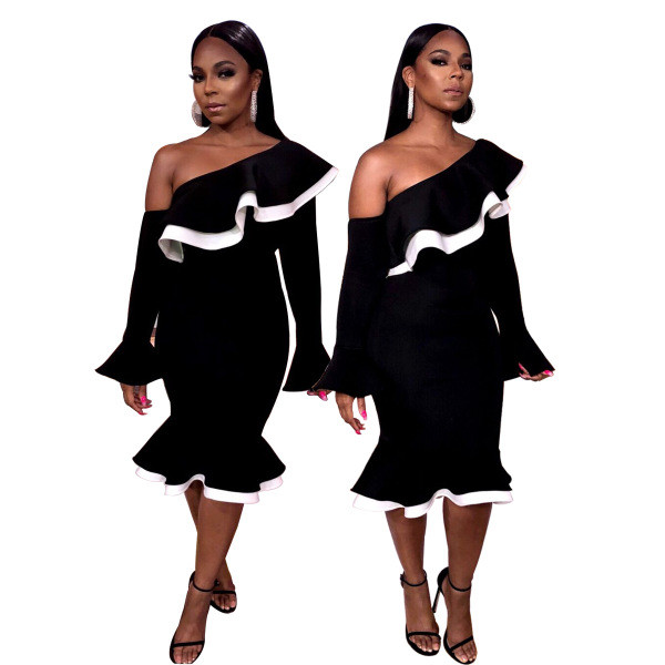 Rochie modernă de damă în alb-negru cu mâneci lotus