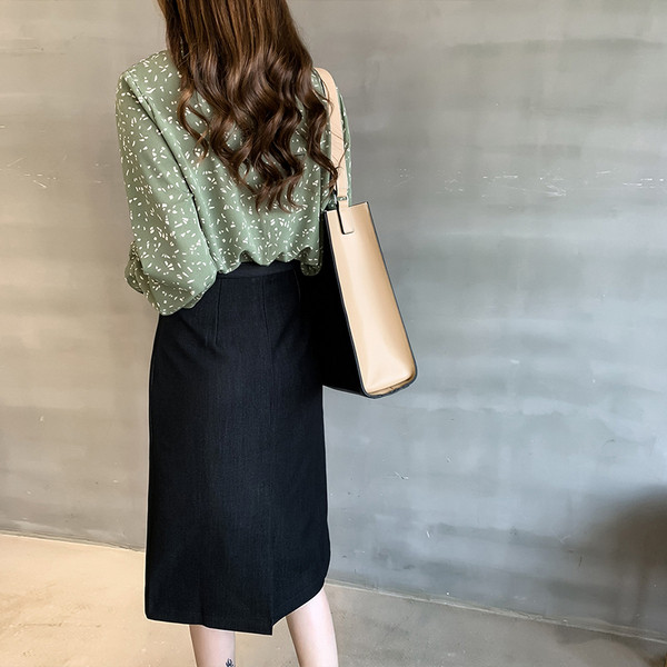 Stílusos női ing három színű szalaggal