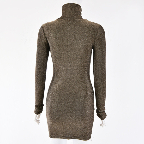 Modern női ruha fényes hatású pólógallérral