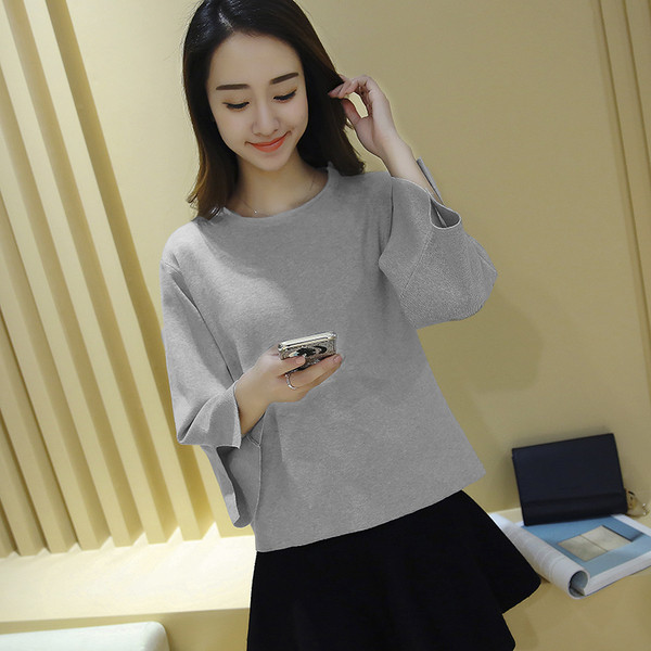 Κομψή γυναικεία  μπλούζα με μανίκι 3/4 σε διάφορα χρώματα