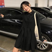 Női lezser szabású fekete színű ruha