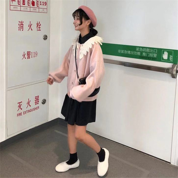 Női lezser szabású fekete színű ruha