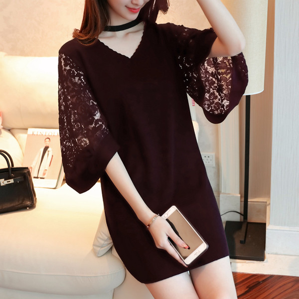 Stílusos női ruha csipkeujjal több színben