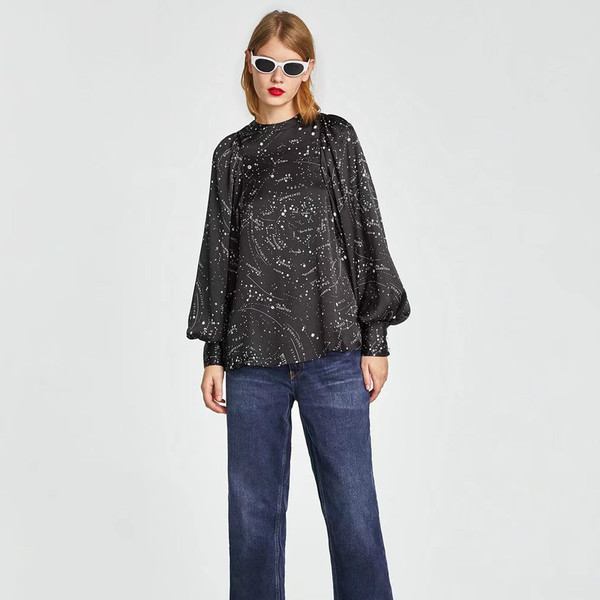 Bluză de damă actuală în negru cu inscripții