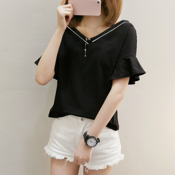 Μοντέρνα γυναικεία μπλούζα με ντεκολτέ σε σχήμα V και φαρδιά μανίκια