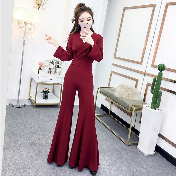 Stílusos női kétrészes szett fekete és piros színben