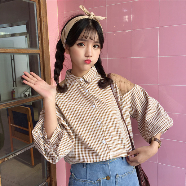 Modern női ing csipkével a vállán három színben