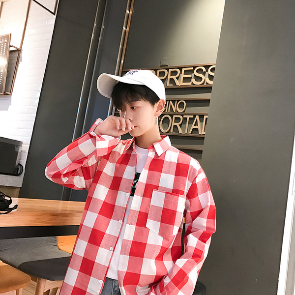 Ανδρικό πουκάμισο με τσέπη σε κόκκινο και γκρι χρώμα