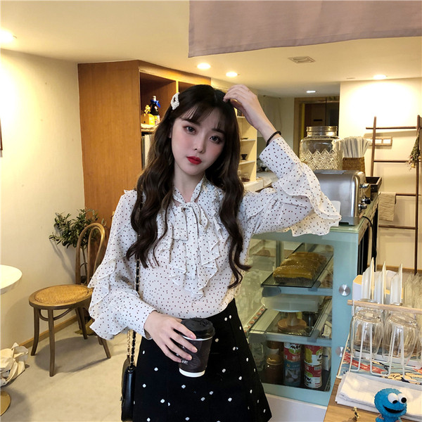 Modern női ing fekete-fehér színben