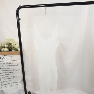 Κομψό γυναικείο φόρεμα  Λεπτό μοντέλο με λεπτές λουρίδες και δαντέλες σε διάφορα χρώματα