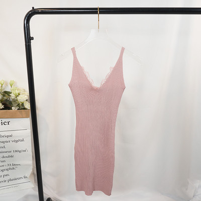 Κομψό γυναικείο φόρεμα  Λεπτό μοντέλο με λεπτές λουρίδες και δαντέλες σε διάφορα χρώματα