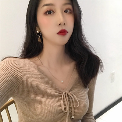 Lezser női blúz nyakkendővel, két színben