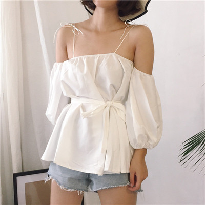 Cămașă casual de damă cu umerii deschiși și curea