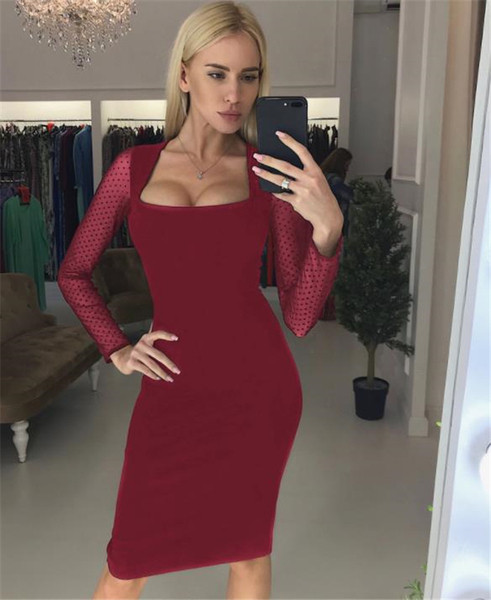 Modern ruha Slim-modell csipkeujjal több színben