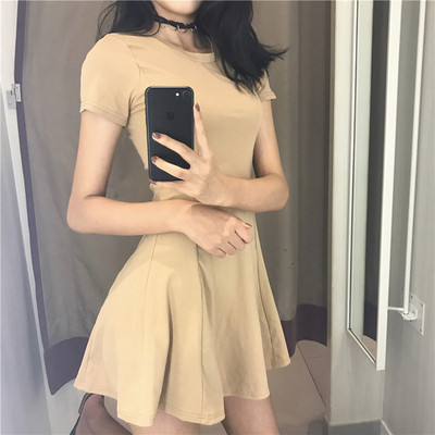 Sima női ruha rövid ujjal, három színben