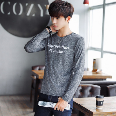 Ανδρική casual μπλούζα με επιγραφές σε διαφορετικά χρώματα