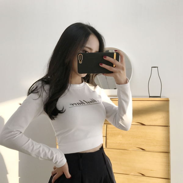 Modern női rövid blúz két színben felirattal