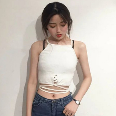 Hétköznapi női felső, keresztkötővel