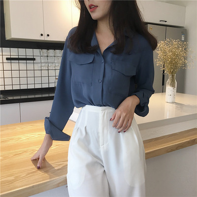 Elegáns női ing zsebekkel, két színben