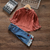 Modern gyerek farmer szett hímzéssel és ing Lotus ujjal egy lánynak