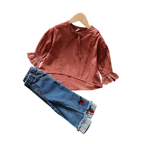 Modern gyerek farmer szett hímzéssel és ing Lotus ujjal egy lánynak