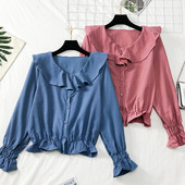 Modern női ing gumival az ujjakon