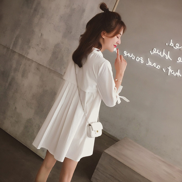 Elegáns női ing szabású modell 3/4 ujjú fehér színben