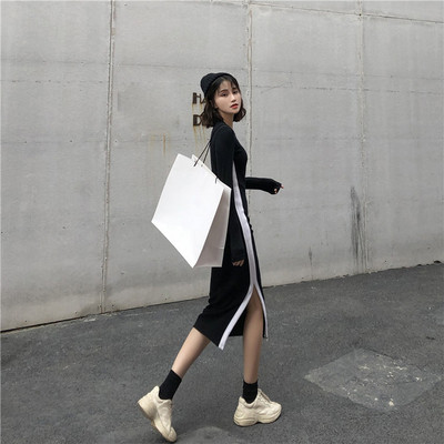 Γυναικείο καθημερινό φόρεμα με πλευρικές άκρες