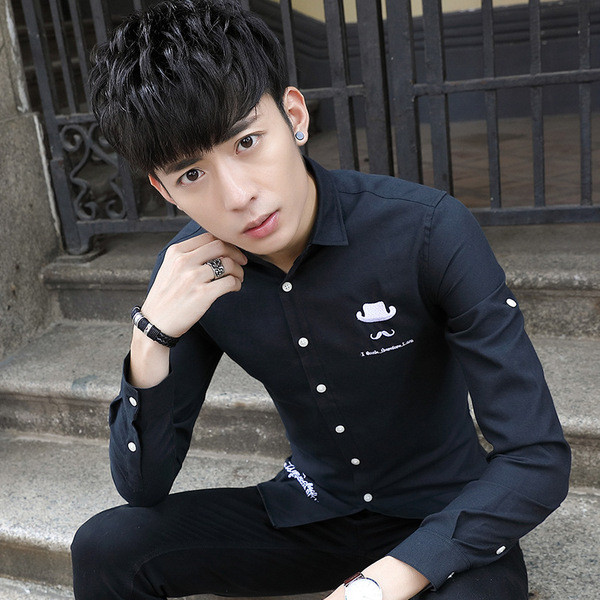 Férfi modern ingmodell Slim több színben