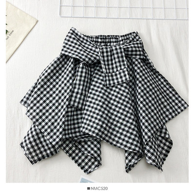 Aktuális női kockás szoknya különböző színekben