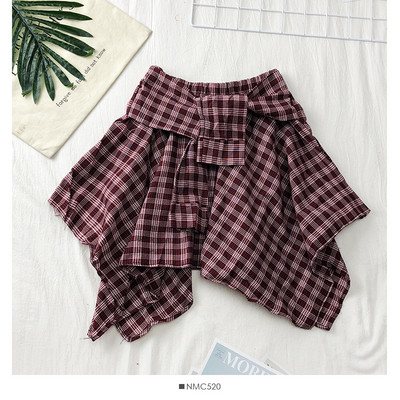 Aktuális női kockás szoknya különböző színekben