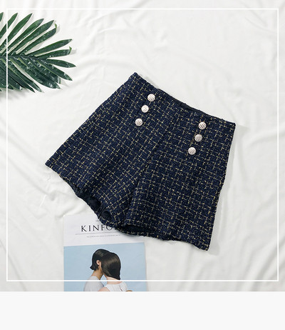 Stílusos női rövidnadrág gombokkal, négy színben