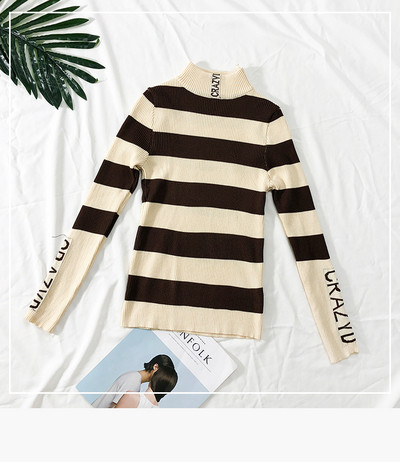 Modern női csíkos pulóver feliratokkal