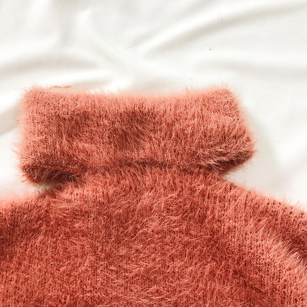 Modern női pehelypulóver több színben