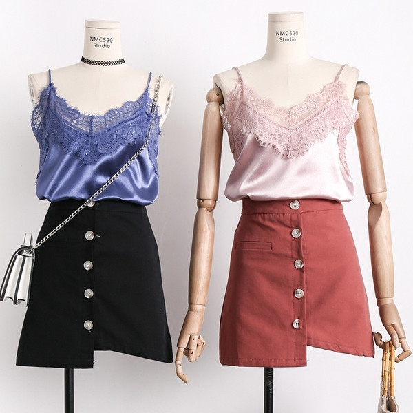 Stílusos női felső csipkével, különböző színekben