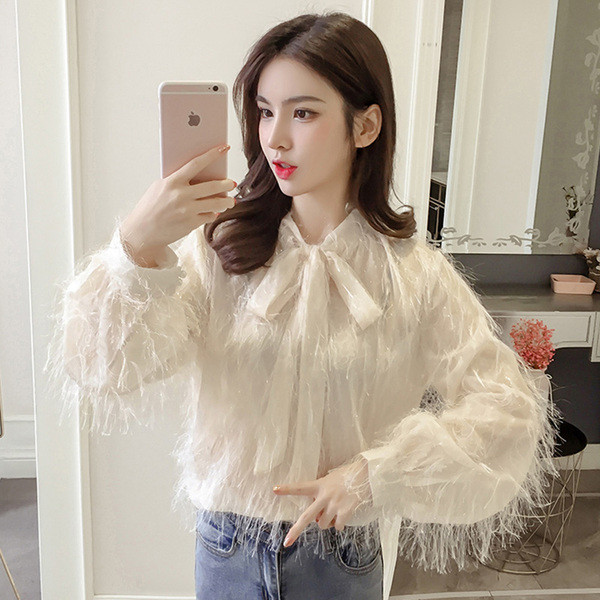 Éteri női blúz két színben, szalagdíszítéssel