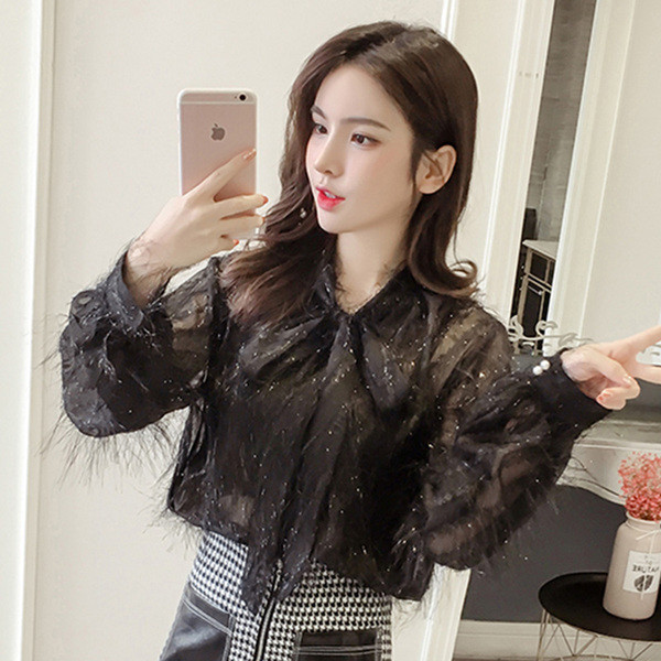 Éteri női blúz két színben, szalagdíszítéssel