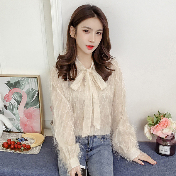 Éteri női blúz két színben, szalagdíszítéssel