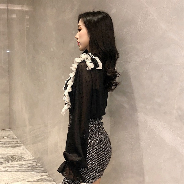 Elegáns női csipke ing fekete-fehér színben