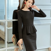 Stílusos női ruha fekete és piros színben