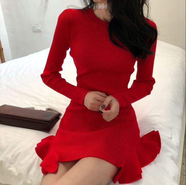 Stílusos női ruha O-nyakú fekete és piros színben