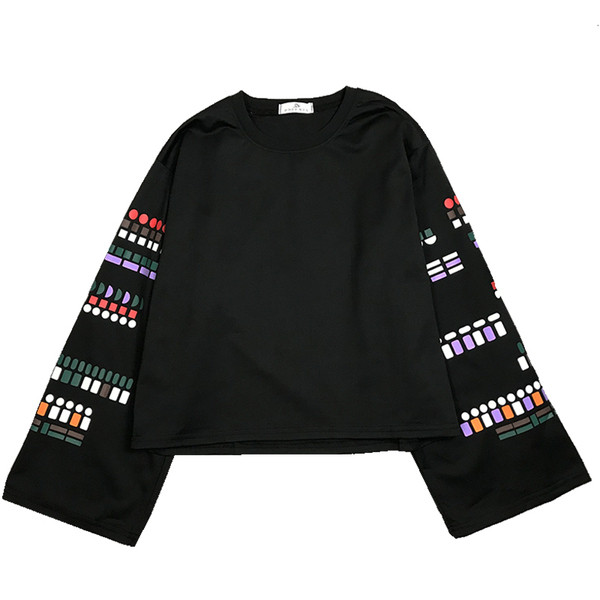 Alkalmi női blúz színes fekete-fehér ujjú díszítéssel