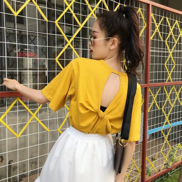 Alkalmi női póló érdekes hátrésszel több színben