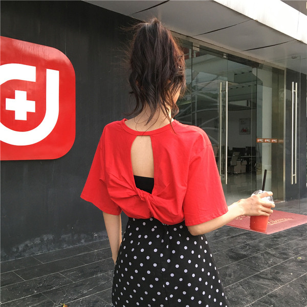 Alkalmi női póló érdekes hátrésszel több színben