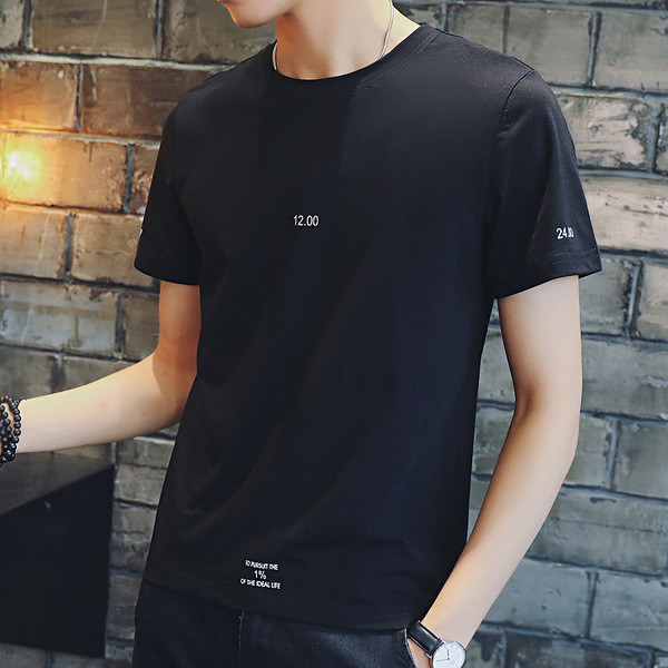 Modern férfi póló rövid ujjal és O-alakú gallérral fekete-fehér színben